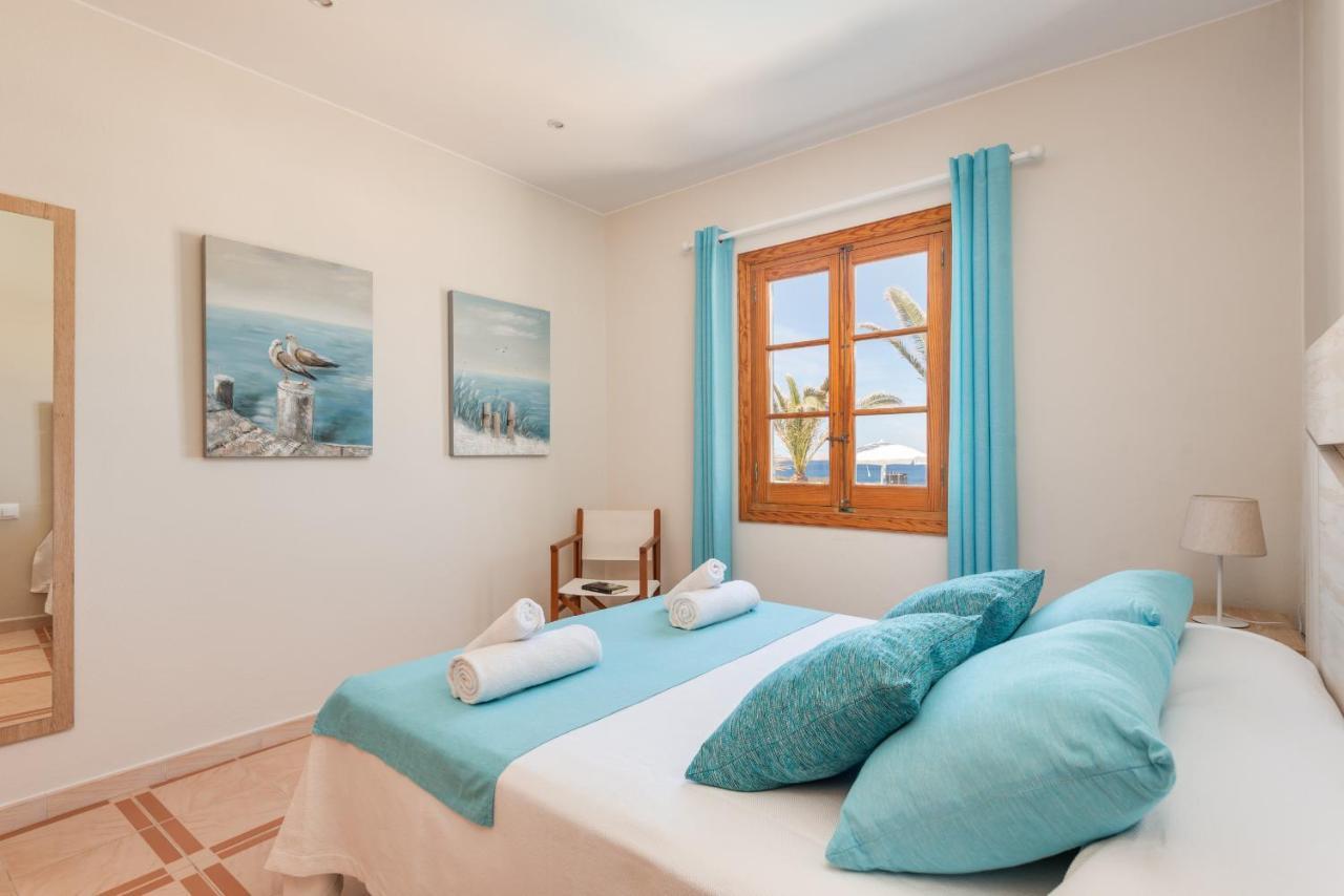 Villa Lali Arenal d'en Castell Kültér fotó