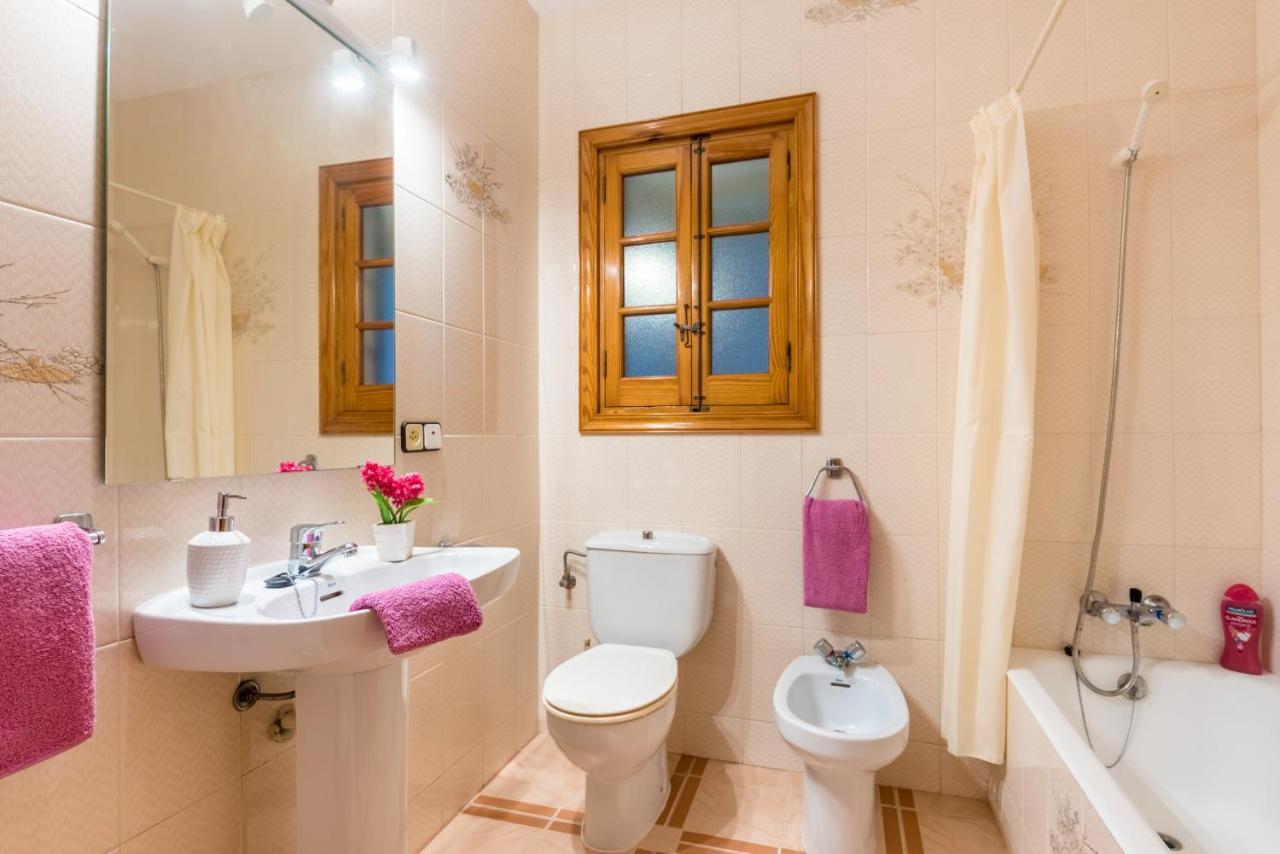 Villa Lali Arenal d'en Castell Kültér fotó
